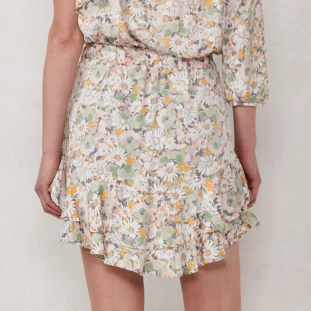 LC Lauren Conrad Daisy Floral Print Ruffle Mini Skirt Y2K Size XXL - Picture 2 of 8